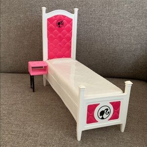 —- SOLD —-   Barbie Doll Bed with Attached Nightstand Dollhouse Furniture 2014